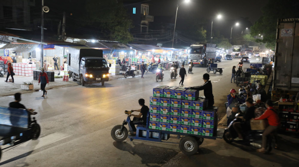 Ban Quản lý chợ mía đã cưỡng đoạt tài sản các tiểu thương như thế nào? -0