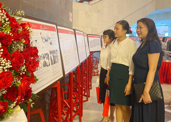 Lễ kỷ niệm 35 năm UNESCO vinh danh Chủ tịch Hồ Chí Minh -0
