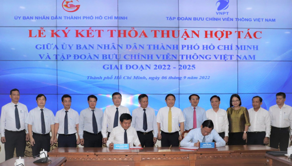 UBND TP Hồ Chí Minh và VNPT hợp tác về chuyển đổi số -0