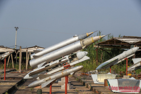 Độc đáo bảo tàng khí tài ở Ninh Bình -2