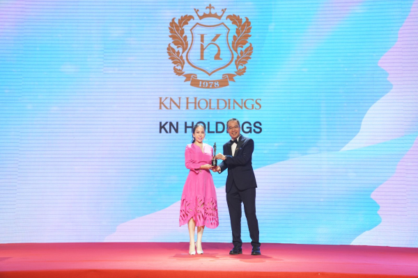 KN Holdings được vinh danh “Nơi làm việc tốt nhất châu Á 2022” -0