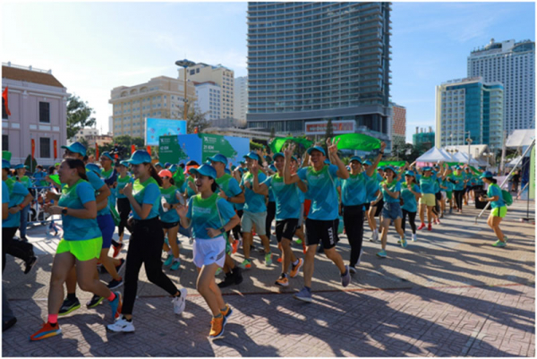 Herbalife Việt Nam đồng hành cùng hơn 8.500 vận động viên chinh phục cung đường chạy ven biển tuyệt đẹp tại Nha Trang -0