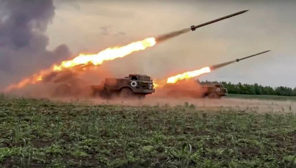Ukraine đẩy lùi Nga khỏi Kharkov nhưng hứng bão hỏa lực -0