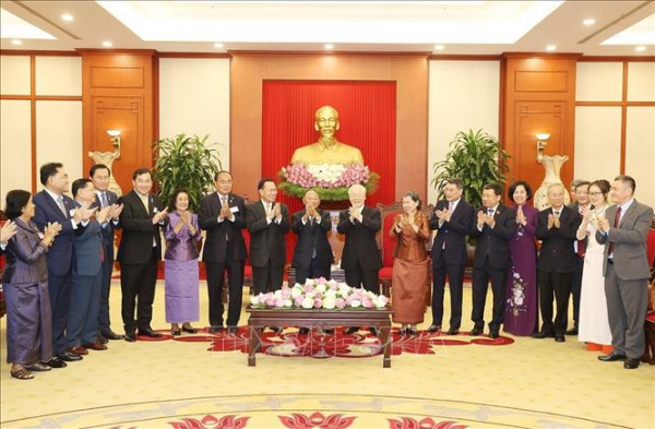 Tổng Bí thư Nguyễn Phú Trọng tiếp Chủ tịch Quốc hội Vương quốc Campuchia -1
