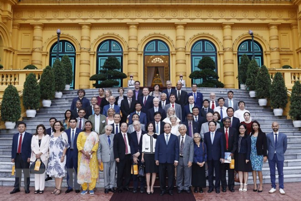 Chủ tịch nước tiếp các nhà khoa học quốc tế sang Việt Nam dự hội thảo -0