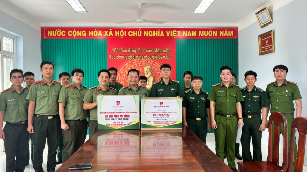 Sôi nổi hành trình nghĩa tình biên giới năm 2022 của Tuổi trẻ Công an TP Hồ Chí Minh -1