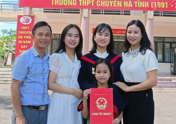 Nữ sinh ở huyện nghèo biên giới Hà Tĩnh trở thành tân sinh viên Học viện An ninh nhân dân -0