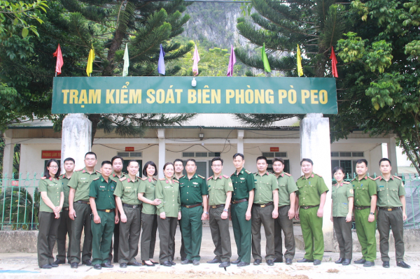 Cục Quản lý xuất nhập cảnh tổ chức hoạt động về nguồn và xã hội từ thiện tại tỉnh Cao Bằng.  -2