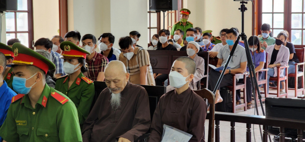 Lấy mẫu xét nghiệm AND nhiều người đang sinh sống tại “Tịnh thất Bồng Lai” -0