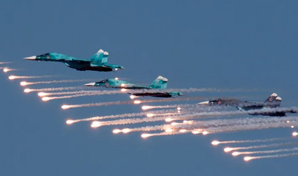 Ukraine tuyên bố bắn rơi 2 tiêm kích Su-30 Nga -0