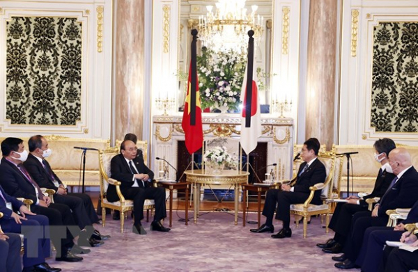 Chủ tịch nước Nguyễn Xuân Phúc hội đàm với Thủ tướng Nhật Bản -0
