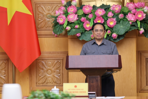 Thủ tướng Phạm Minh Chính: Tuyệt đối không để dân đói, rét, không có chỗ ở sau khi bão đi qua -0
