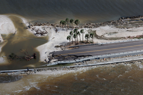 Bão Ian có thể là thảm họa thiên nhiên nghiêm trọng nhất tại Florida, Mỹ  - 4