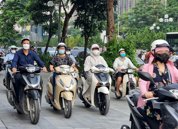 “Điểm mặt” nguyên nhân gây ùn tắc nút giao thông chân cầu vượt Lê Văn Lương- Láng Hạ -0