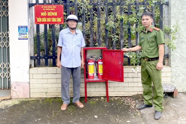Xã biên giới ở Bình Phước ra mắt mô hình “Điểm chữa cháy công cộng” -0