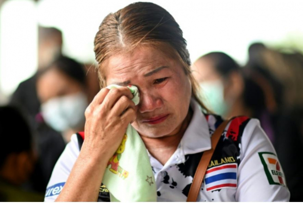 Thái Lan treo cờ rủ, đau xót tưởng niệm các nạn nhân vụ thảm sát kinh hoàng -0