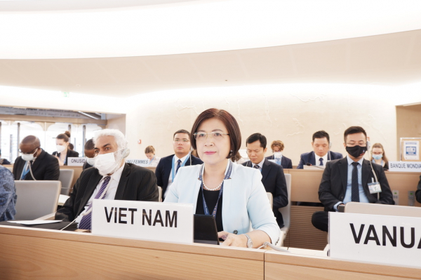 Việt Nam tích cực tham gia đóng góp tại Khoá họp 51 Hội đồng Nhân quyền LHQ -0