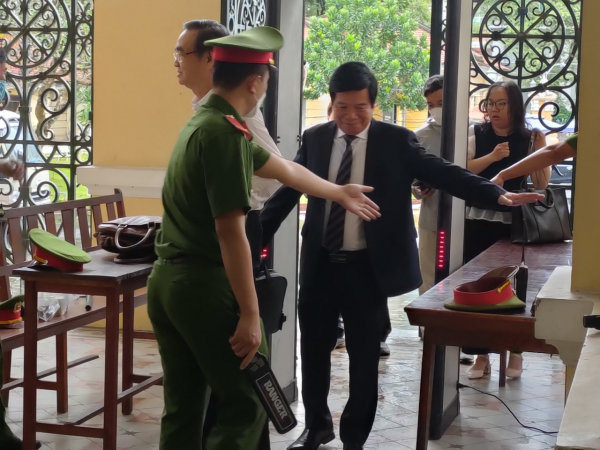 Xét xử Phó bí thư Thành ủy TP Hồ Chí Minh Tất Thành Cang và đồng phạm -0