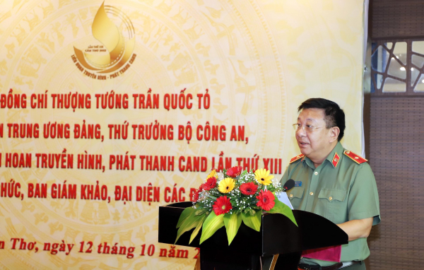 Sẵn sàng đêm khai mạc Liên hoan truyền hình, phát thanh CAND lần thứ XIII -0