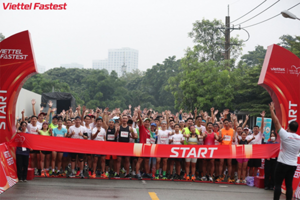 2.500 vận động viên tham gia giải chạy Viettel Fastest tại TP Hồ Chí Minh -0