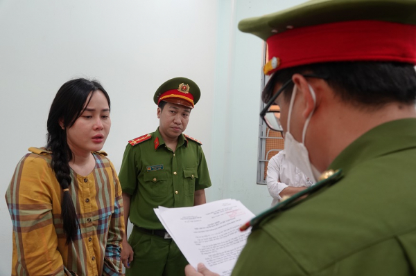  Khởi tố, bắt tạm giam hotgirl “Anna Bắc Giang” -0