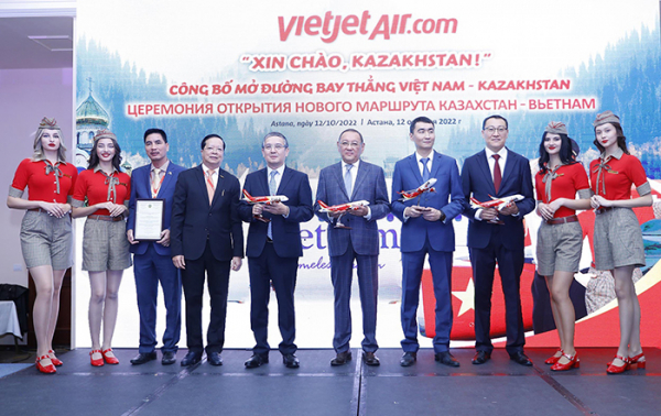 Cơ hội khám phá Việt Nam dành cho du khách Kazakhstan với đường bay thẳng của Vietjet -0