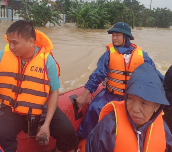 Hơn 19.000 nhà dân ở Thừa Thiên-Huế bị ngập do mưa lũ -0