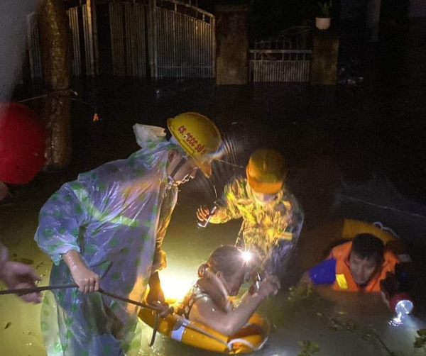 3 người đuối nước trong trận mưa lớn chưa từng thấy ở Đà Nẵng -1