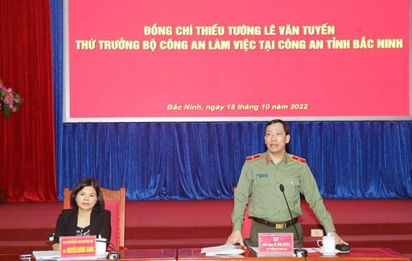 Thứ trưởng Lê Văn Tuyến kiểm tra công tác tài chính, hậu cần, kỹ thuật tại Công an tỉnh Bắc Ninh -0