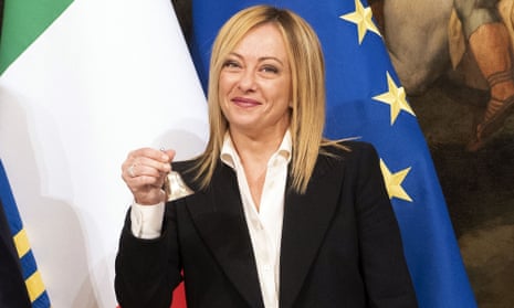 Italy có nữ thủ tướng đầu tiên -0