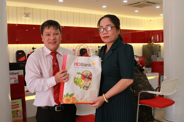 HDBank Phú Yên khai trương trụ sở mới -0