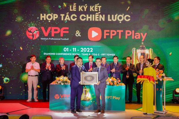 FPT Play sở hữu bản quyền truyền hình 3 giải bóng đá hàng đầu Việt Nam -0