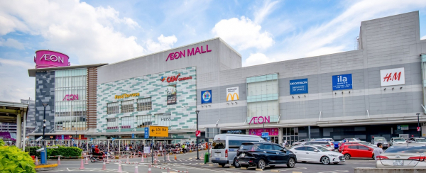 International retailers expand foothold in Vietnam -0