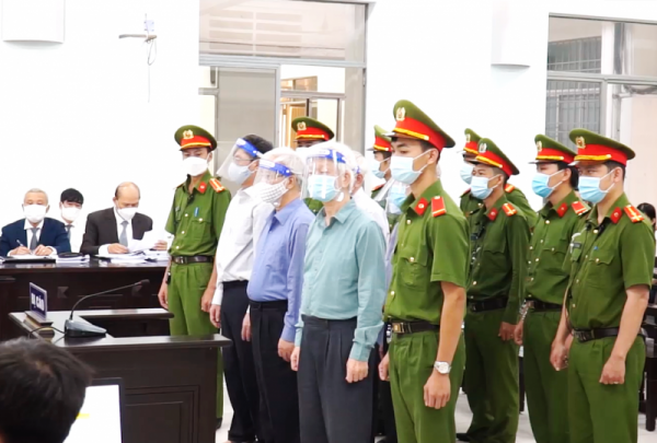 Hai cựu Chủ tịch tỉnh Khánh Hòa cùng 11 đồng phạm gây thất thoát hơn 62 tỷ đồng -0