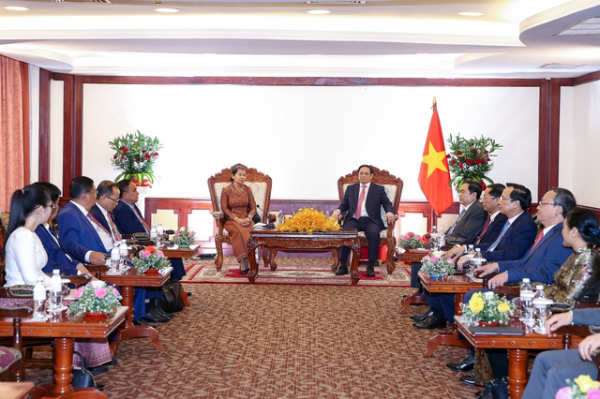 Thủ tướng Phạm Minh Chính tiếp Phó Thủ tướng Campuchia Men Sam An -0