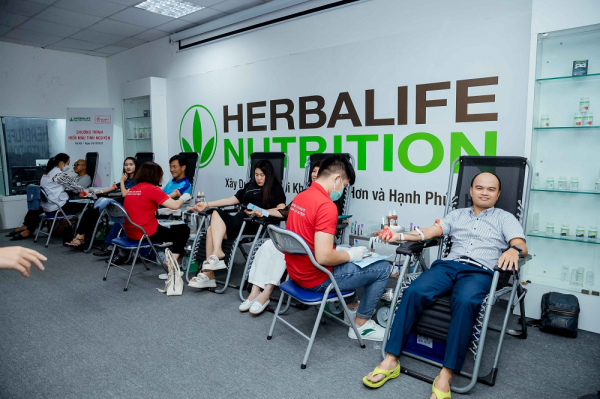 Thành viên độc lập và nhân viên Herbalife Việt Nam tham gia hiến máu tình nguyện -0