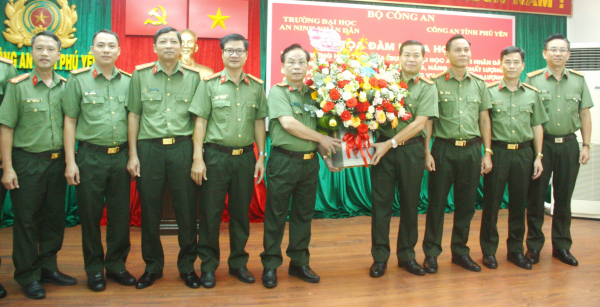 Trường Đại học ANND và Công an Phú Yên tổ chức tọa đàm khoa học khu vực duyên hải Nam Trung bộ -0