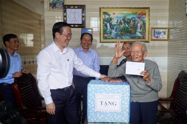 Đồng chí Thường trực Ban Bí thư Võ Văn Thưởng dự Ngày hội Đại đoàn kết tại Thừa Thiên-Huế -0