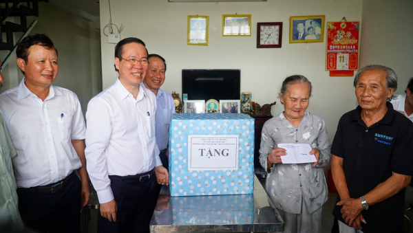 Đồng chí Thường trực Ban Bí thư Võ Văn Thưởng dự Ngày hội Đại đoàn kết tại Thừa Thiên-Huế -0