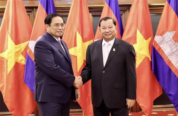 Thủ tướng Phạm Minh Chính về tới Hà Nội, kết thúc chuyến công tác tại Campuchia -2