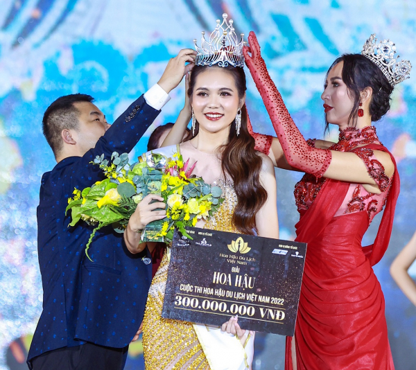 MC Lương Kỳ Duyên đăng quang Hoa hậu Du lịch Việt Nam -0