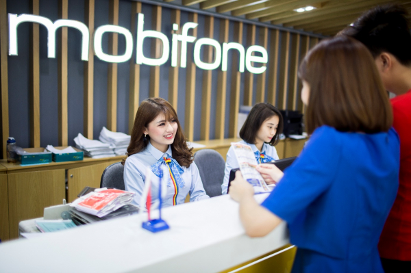 MobiFone - Top 100 nơi làm việc tốt nhất Việt Nam năm 2022 -0