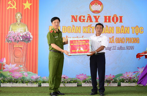 Thứ trưởng Nguyễn Duy Ngọc dự Ngày hội “Đại đoàn kết toàn dân tộc” tại khu dân cư Lâm Phú -0