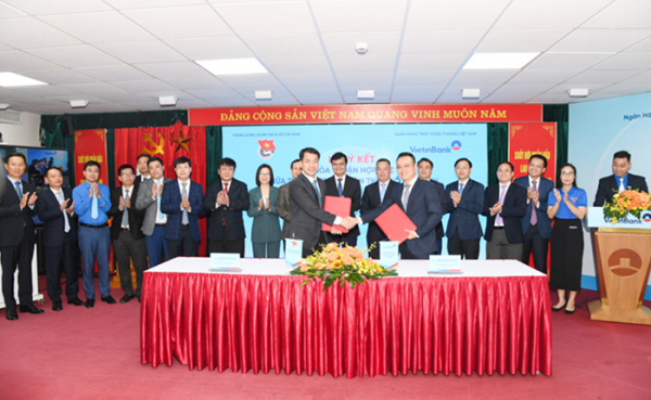 VietinBank và Trung ương Đoàn ký kết hợp tác giai đoạn 2022-2025 -0