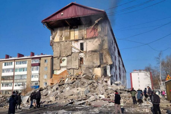 Sập chung cư sau vụ nổ gas ở Nga, 9 người thiệt mạng -0