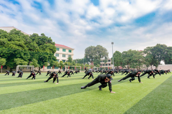 Trường Cao đẳng ANND I khai giảng khoá K54S và ra quân huấn luyện đơn vị dự bị chiến đấu E08 -0