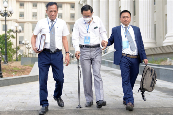 Cựu Thứ trưởng Cao Minh Quang lo không đủ sức khỏe để chấp hành bản án -0