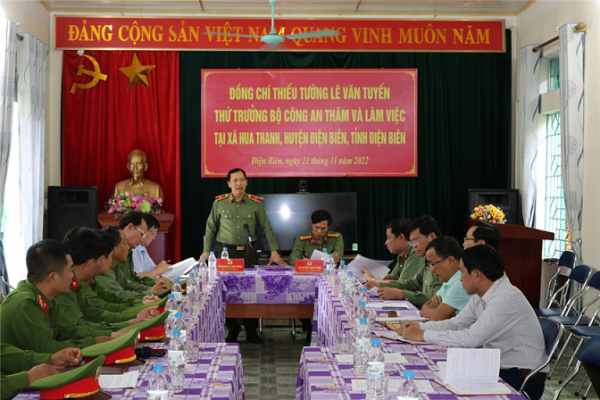 Deputy Minister Le Van Tuyen takes a business trip to Dien Bien -0