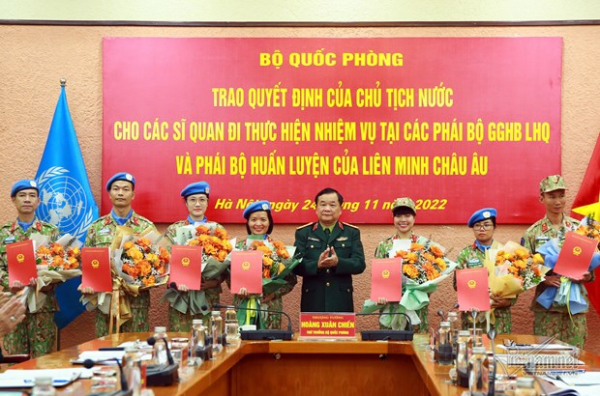 Vietnam sends seven more peacekeepers to UN missions -0