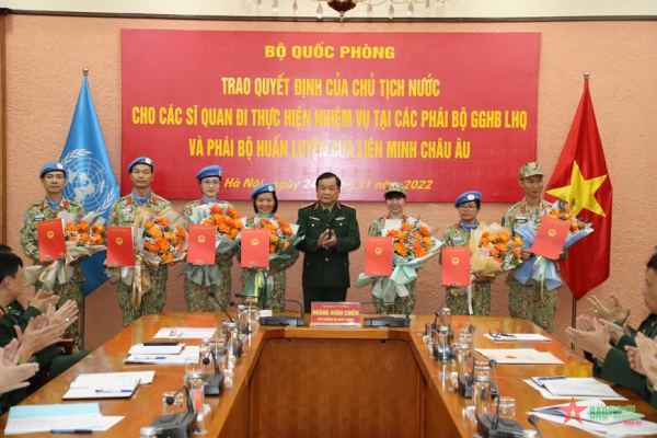 Việt Nam lần đầu cử sỹ quan gìn giữ hòa bình tham gia phái bộ của EU -0